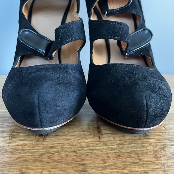 L.A.M.B Georgio Black Suede Velcro Closure Stiletto Platform Heels - Picture 3 of 10